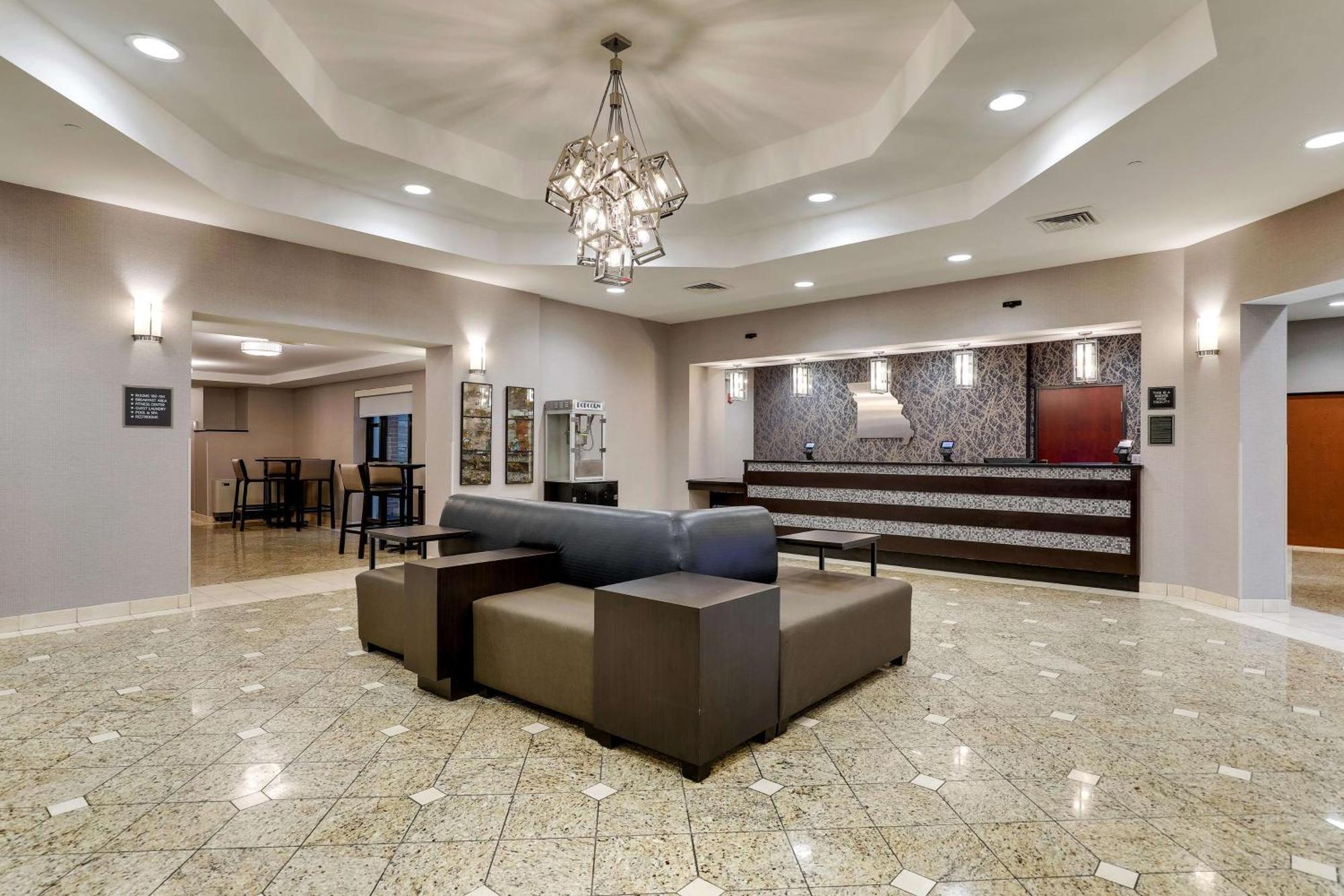 Drury Inn & Suites St Joseph Saint Joseph Eksteriør billede